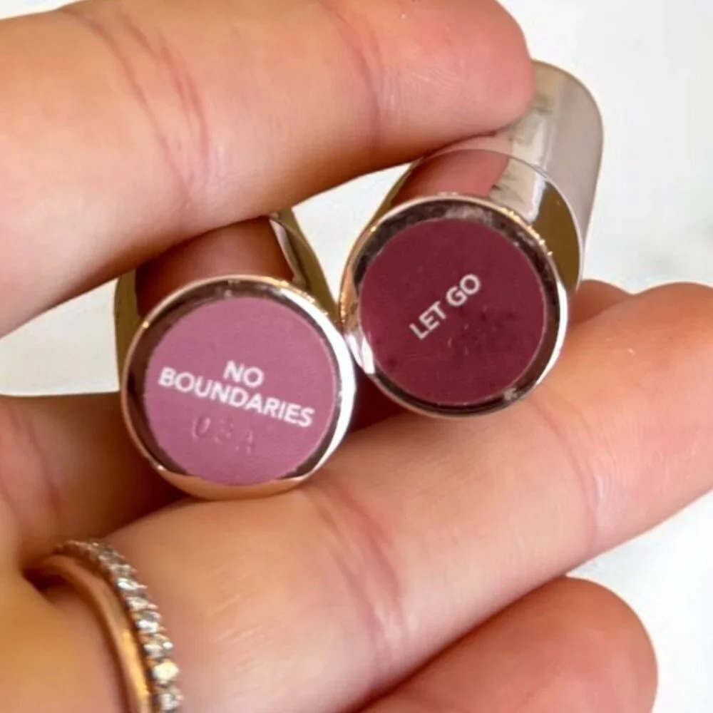 DOLL 10 NEW Lip Crayon Bundle X2 Full Size Let Go & No Boundaries Shades
